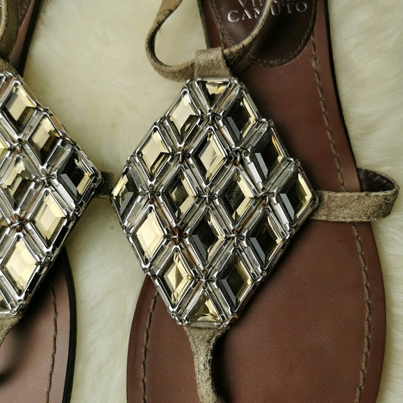 New Vince Camuto Sandals - Picture 3 of 7